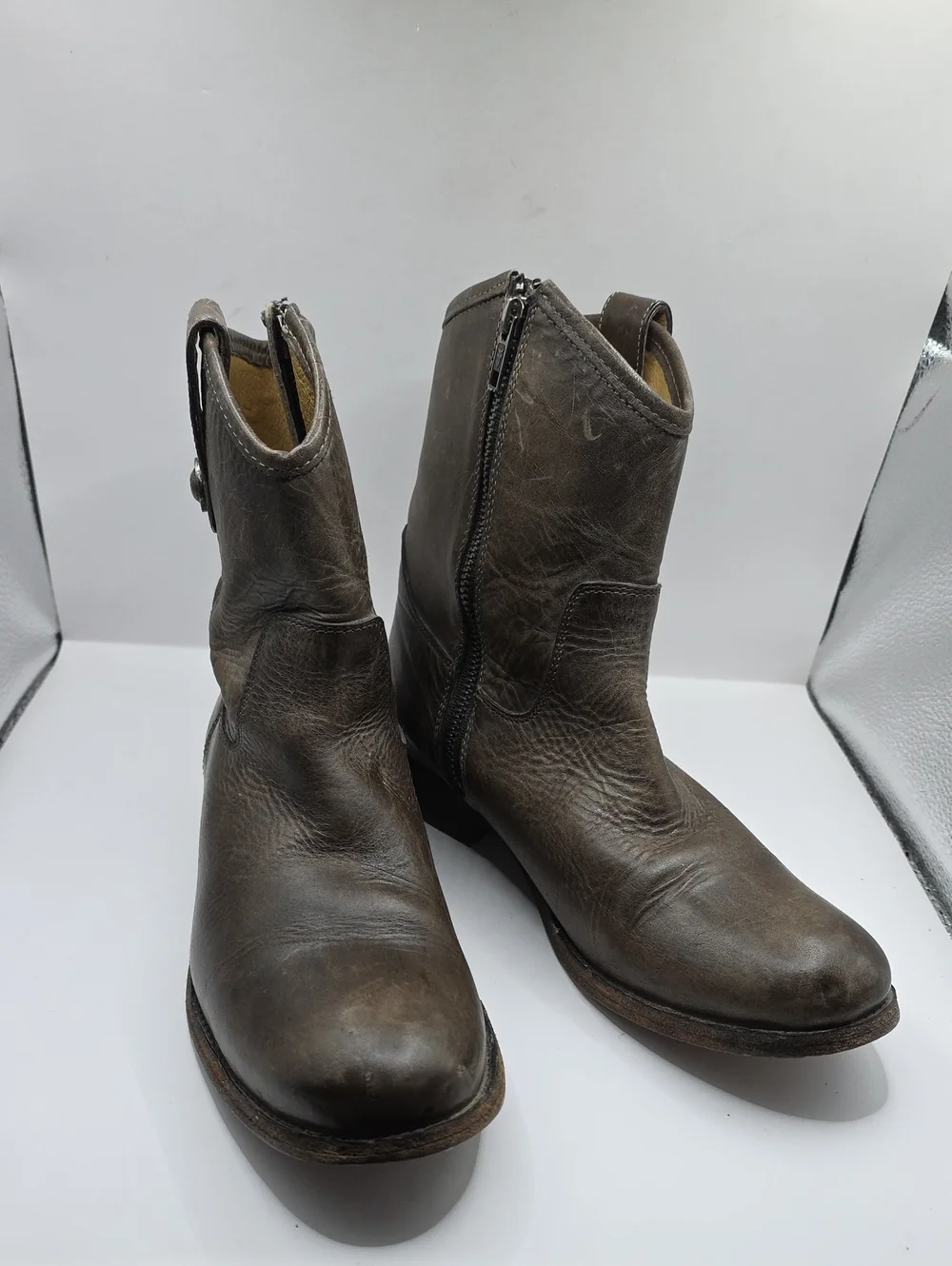Frye Boots Melissa Button Short  Womens 7.5B